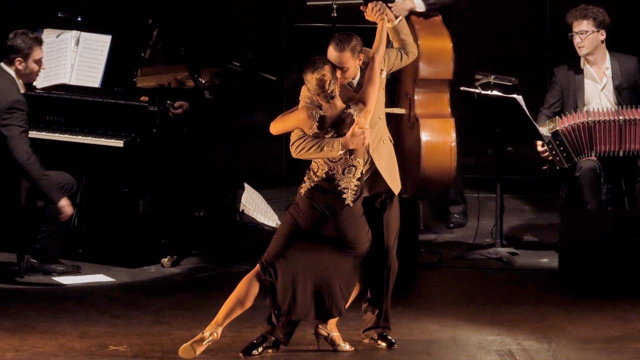 Stephanie Fesneau and Fausto Carpino – El huracán by Solo Tango preview picture