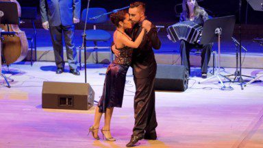 Clarisa Aragon and Jonathan Saavedra – Uno by Quinteto Roberto Siri