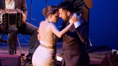 Natacha Lockwood and Andres Molina – La tupungatina by Solo Tango