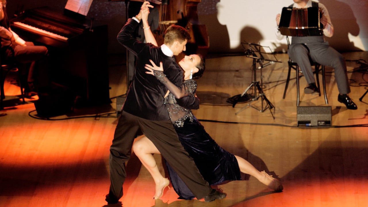 Video Preview Image of Patrycja Cisowska and Jakub Grzybek – El huracán by Tango en vivo