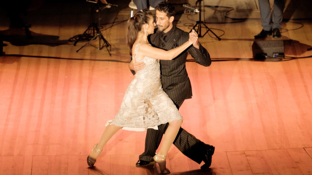 Virginia Gomez and Christian Marquez – La serenata (Mi amor) preview picture