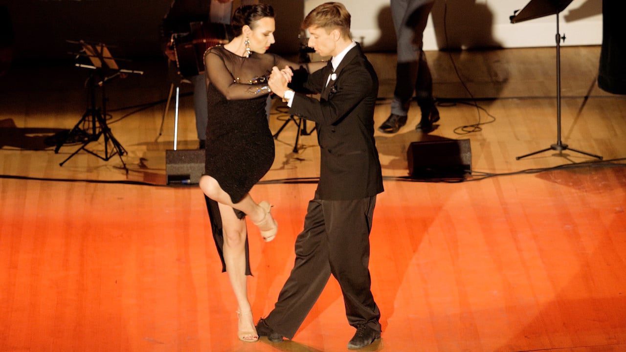 Video Preview Image of Patrycja Cisowska and Jakub Grzybek – Gallo ciego by Tango en vivo
