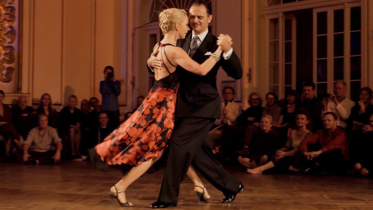 Video Preview Image of Patricia Hilliges and Matteo Panero – Saludos by Solo Tango Orquesta