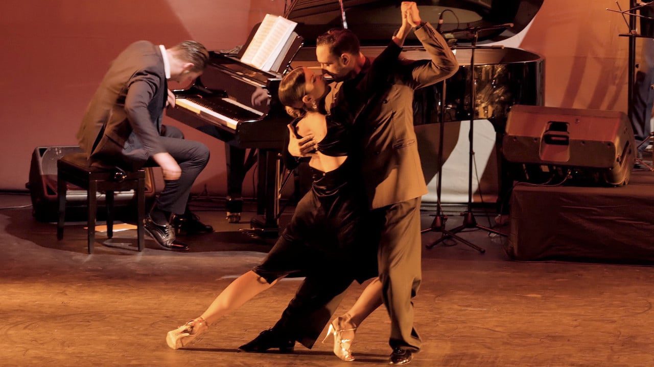 Stephanie Fesneau and Fausto Carpino – Loca by Solo Tango