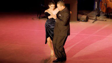Maria Ines Bogado and Roberto Zuccarino – El puntazo by Solo Tango