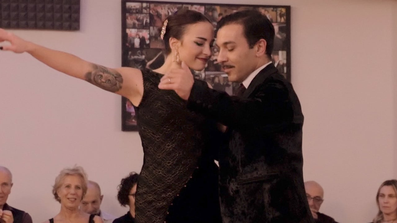 Video Preview Image of Victoria Fuentes and Lucas Galera – Arrabal