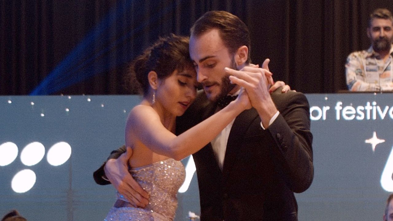 Lorena Tarantino and Gianpiero Galdi – El simpático